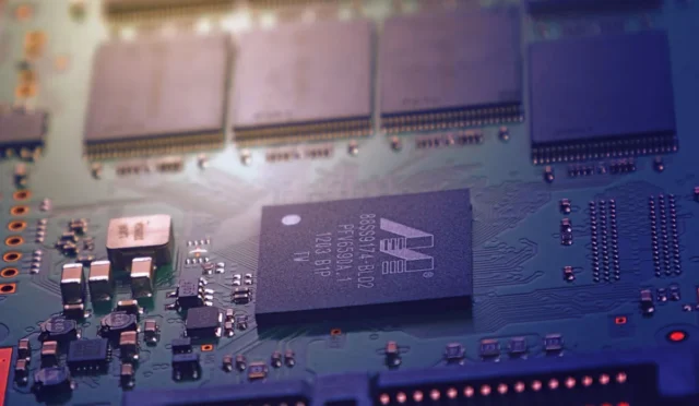 Kioxia CEO’su NAND fiyat artışlarının duracağını açıkladı haberine dair yarı iletken bellek üretim tesisi görseli