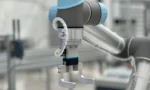 XPeng insansı robot montaj hattında seri üretim aşamasında görüntüleniyor